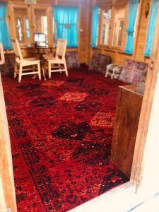  فرش سنتی نقشه رزیتا   