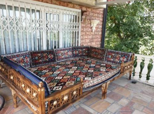  فرش سنتی تخت سنتی رستوران و کافه و سفره خانه  
